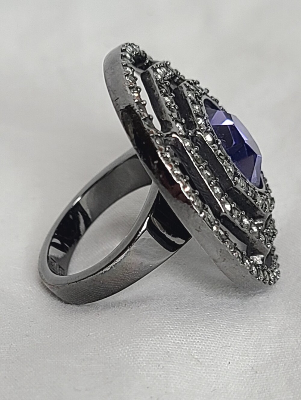Givenchy Spider Web Statement Ring - Picture 2 of 6